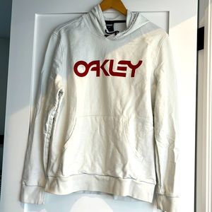 Amazing white Oakley hoodie -men medium